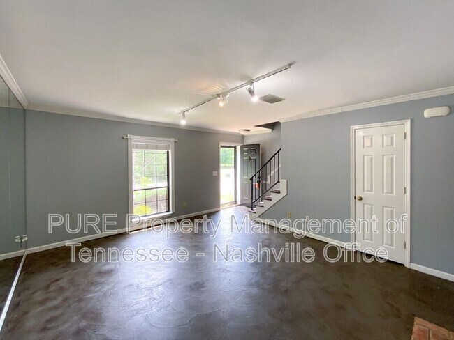 Foto del edificio - 517 Brentwood Pointe