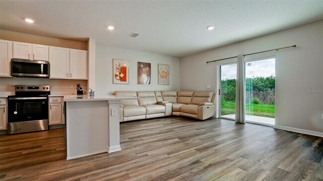 Building Photo - 2746 Pearly Banks Dr