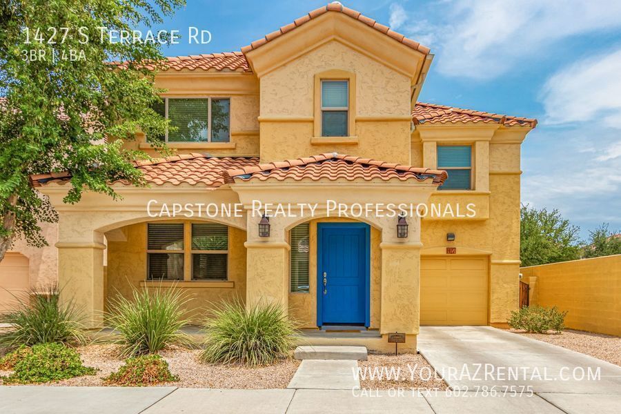 Primary Photo - COMING SOON! 3-bedroom, 3.5-bathroom home,...