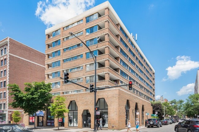 Building Photo - 2800 N Orchard St