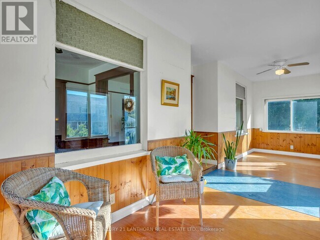 Photo du bâtiment - 49 Consecon St