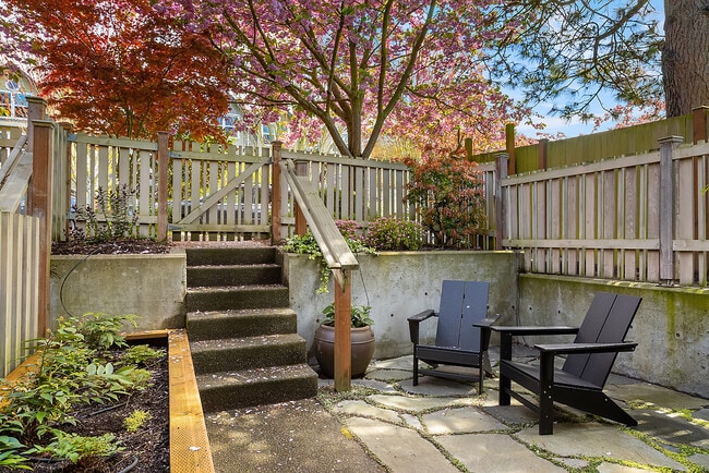 Patio - 4433C 44th Ave SW