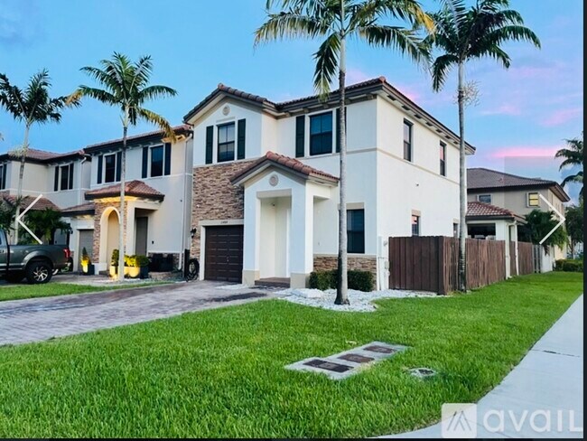 Photo - 11484 SW 236th St House