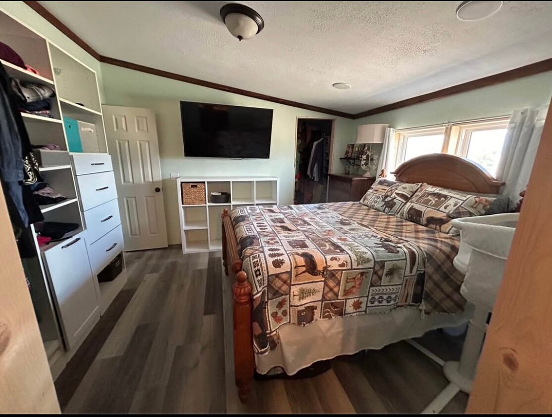 Foto del edificio - 836 Foxy Ln