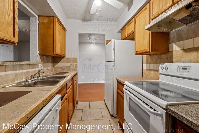 Building Photo - 3 br, 2 bath House - 440 Arborview Dr.