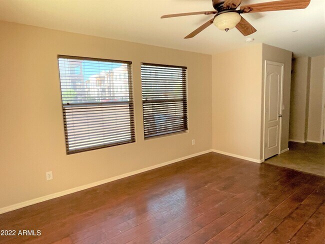 Foto del edificio - 3517 E Erie St