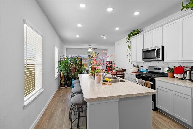 Foto del edificio - 16624 Aurora St