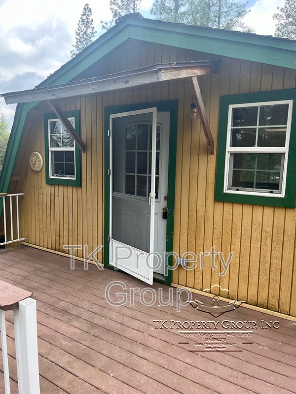 Building Photo - 12817 Squirrel Creek Rd
