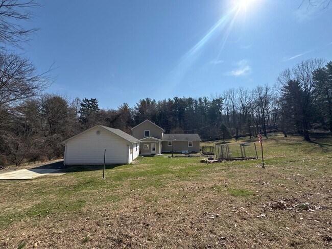 Foto del edificio - 3676 Lower Saucon Rd