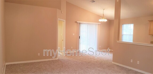 Foto del edificio - 2488 Gulf Breeze Ave