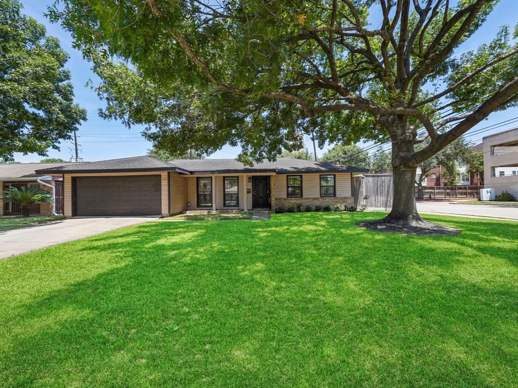 5302 Schumacher Ln, Houston, TX 77056 House Rental in Houston, TX