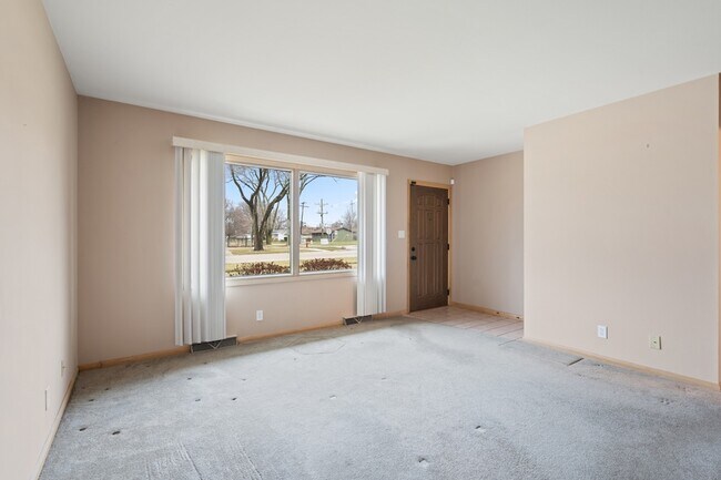 Foto del edificio - 537-541 N Edgelawn Drive Unit 541