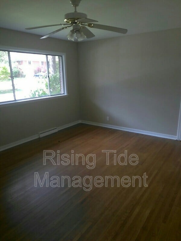 Foto del edificio - 1109 Barnisdale Rd