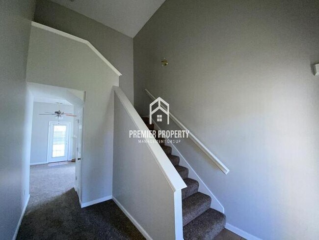 Building Photo - 5970 Prairie Cove
