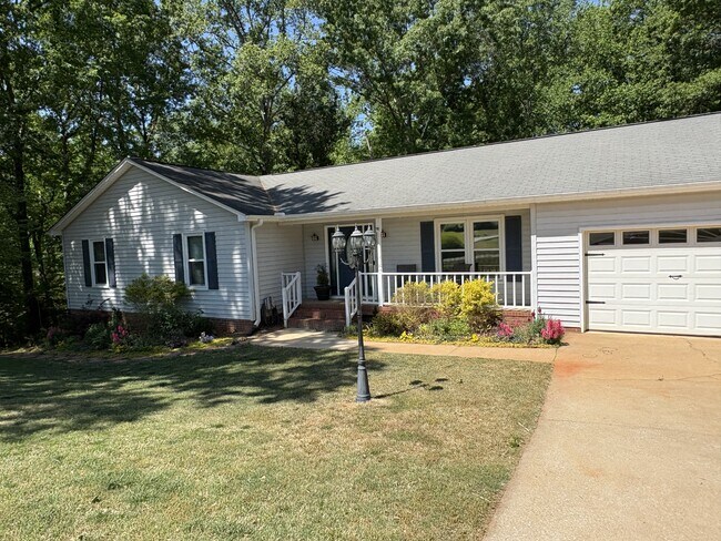 Foto del edificio - 321 N Valley View Dr