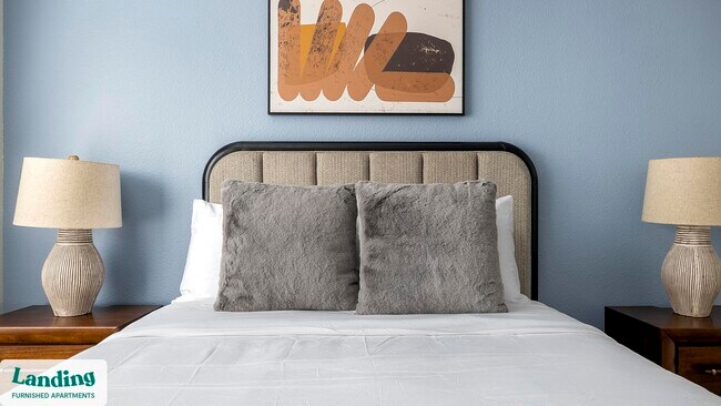 Building Photo - 1215 W Slaughter Ln