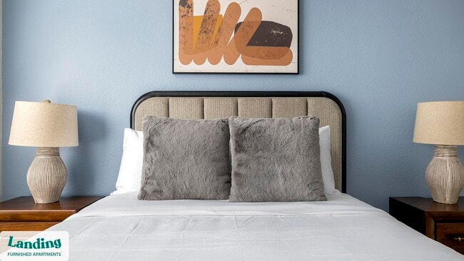 Building Photo - 1215 W Slaughter Ln