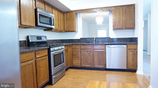 Building Photo - 4117 Hampstead Ln