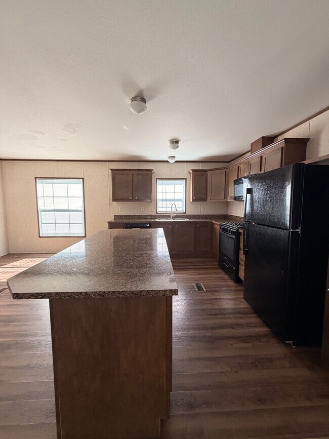Building Photo - 87 Dunlap Cir
