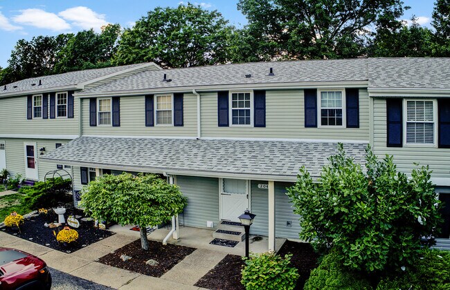 Foto del edificio - 204 Parkwood Dr