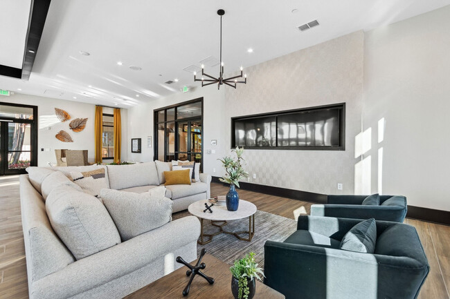 Building Photo - Ascend Nona West