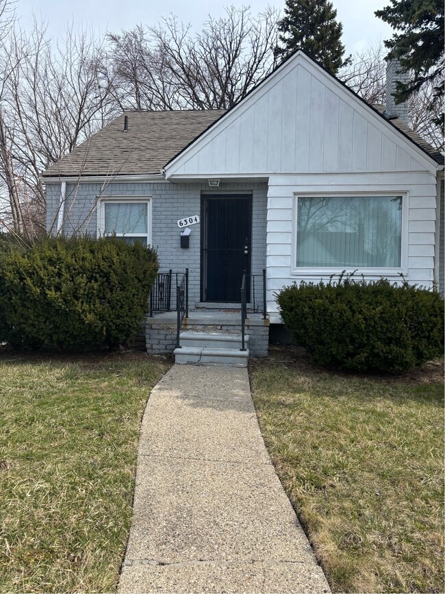 Building Photo - 6304 Bluehill St