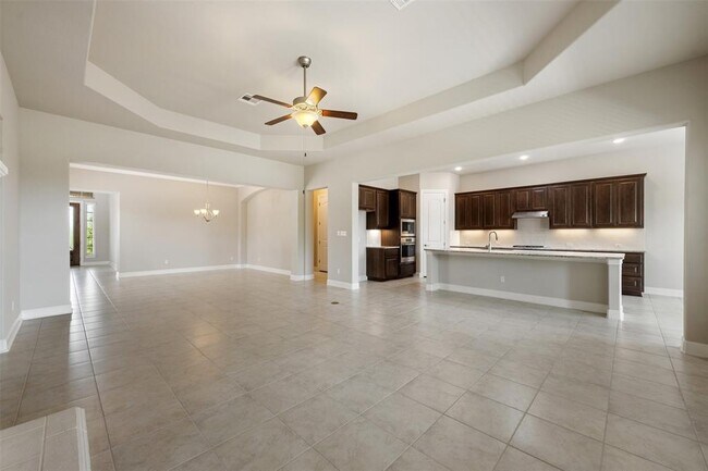 Building Photo - 268 Jacksdaw Dr