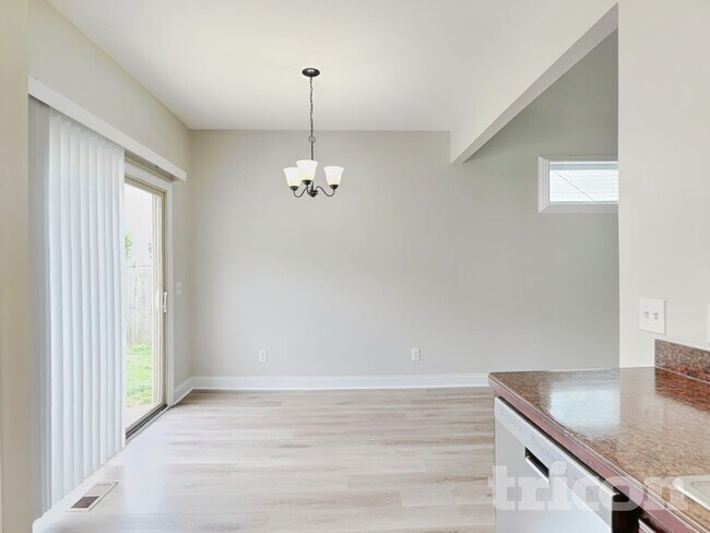 Foto del edificio - 839 S Westland Ave
