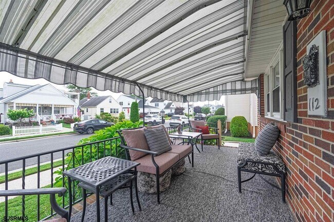 Foto del edificio - 112 N Argyle Ave