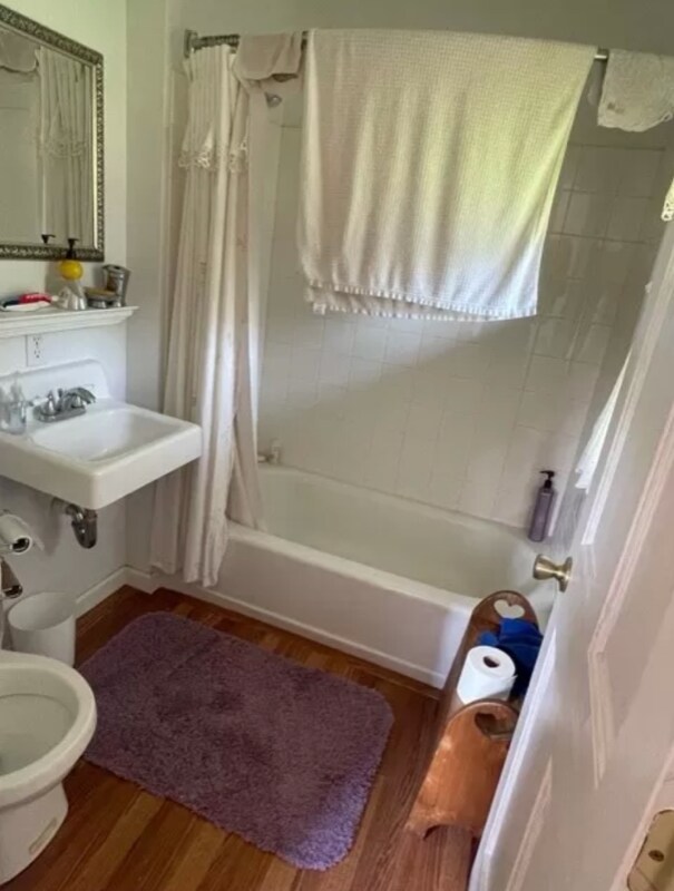 Foto del edificio - 82 S Bailey Rd