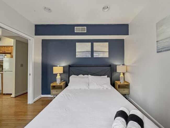 Building Photo - 1715 Latimer St