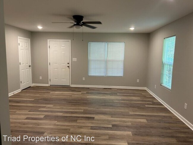 Foto del edificio - 3 br, 2 bath House - 641 Oak Summit Rd,