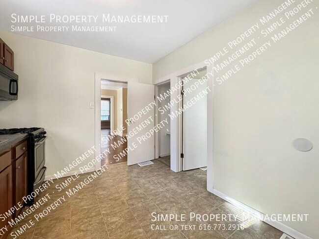 Building Photo - Charming 1-bedroom, 1-bathroom unit in a p...