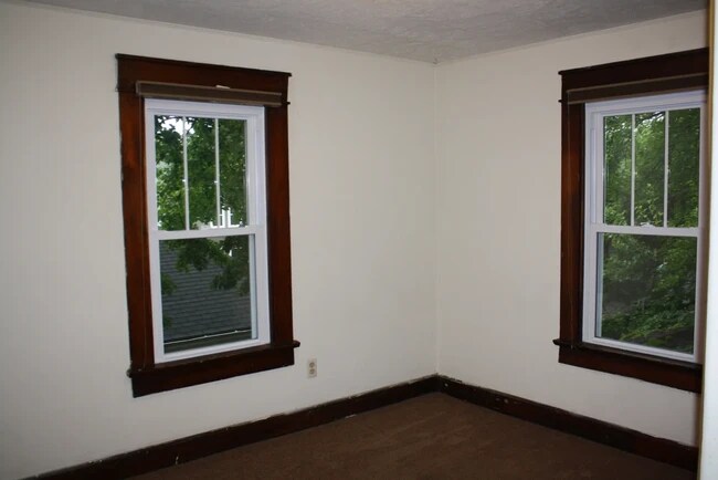 Foto del edificio - 518 E 2nd St