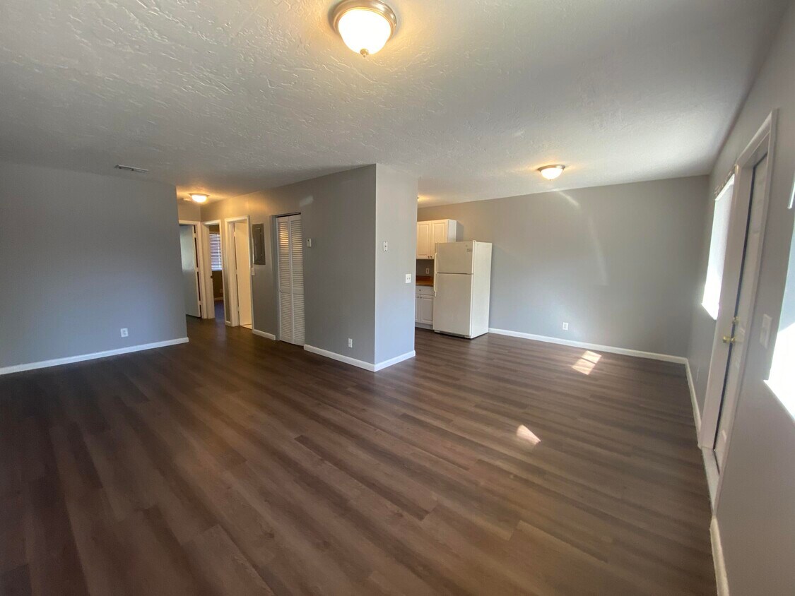 Foto principal - 529 14th St