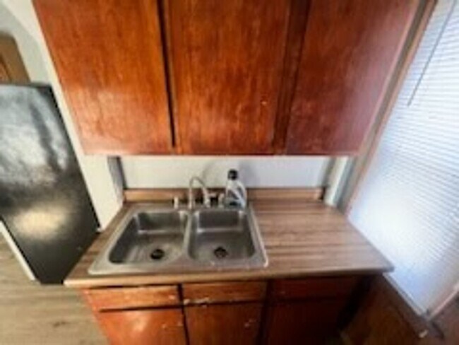 Foto del edificio - 2146 S Aldrich St