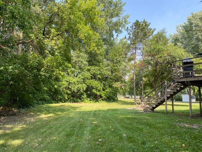 Building Photo - 6939 Centerville Rd
