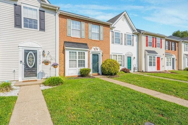 Foto del edificio - 10502 Guilderland Ct