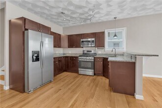 Building Photo - 47 Nolan St