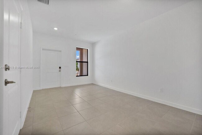 Foto del edificio - 250 SW 159th Ln