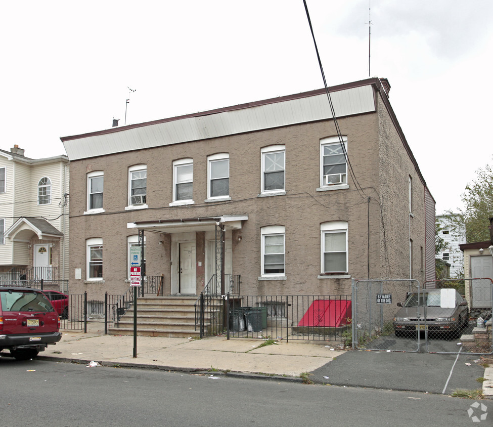 Foto principal - 550-552 Livingston St