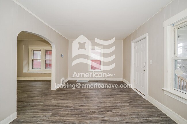 Foto del edificio - 2117 W 85th St