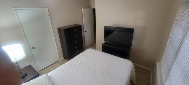 Foto del edificio - 673 Silverwood St
