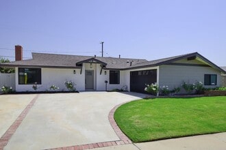 Building Photo - 1530 Dapple Ave