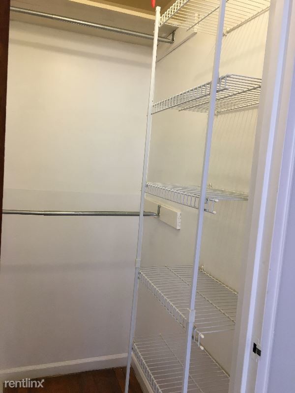 Foto principal - 1070 E 59th St