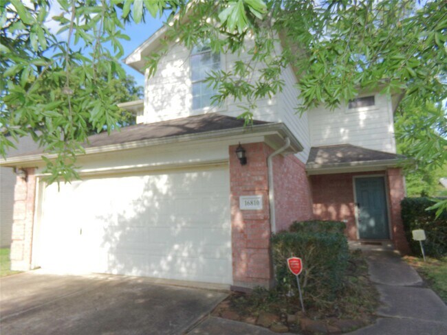 Foto del edificio - 16810 Deck Ct