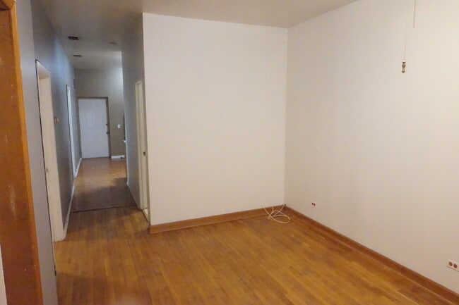 Living Room - 2868 N Milwaukee Ave