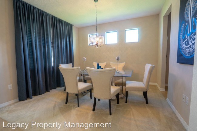 Foto del edificio - 5 br, 4 bath House - 5736 Rue Galilee Ln