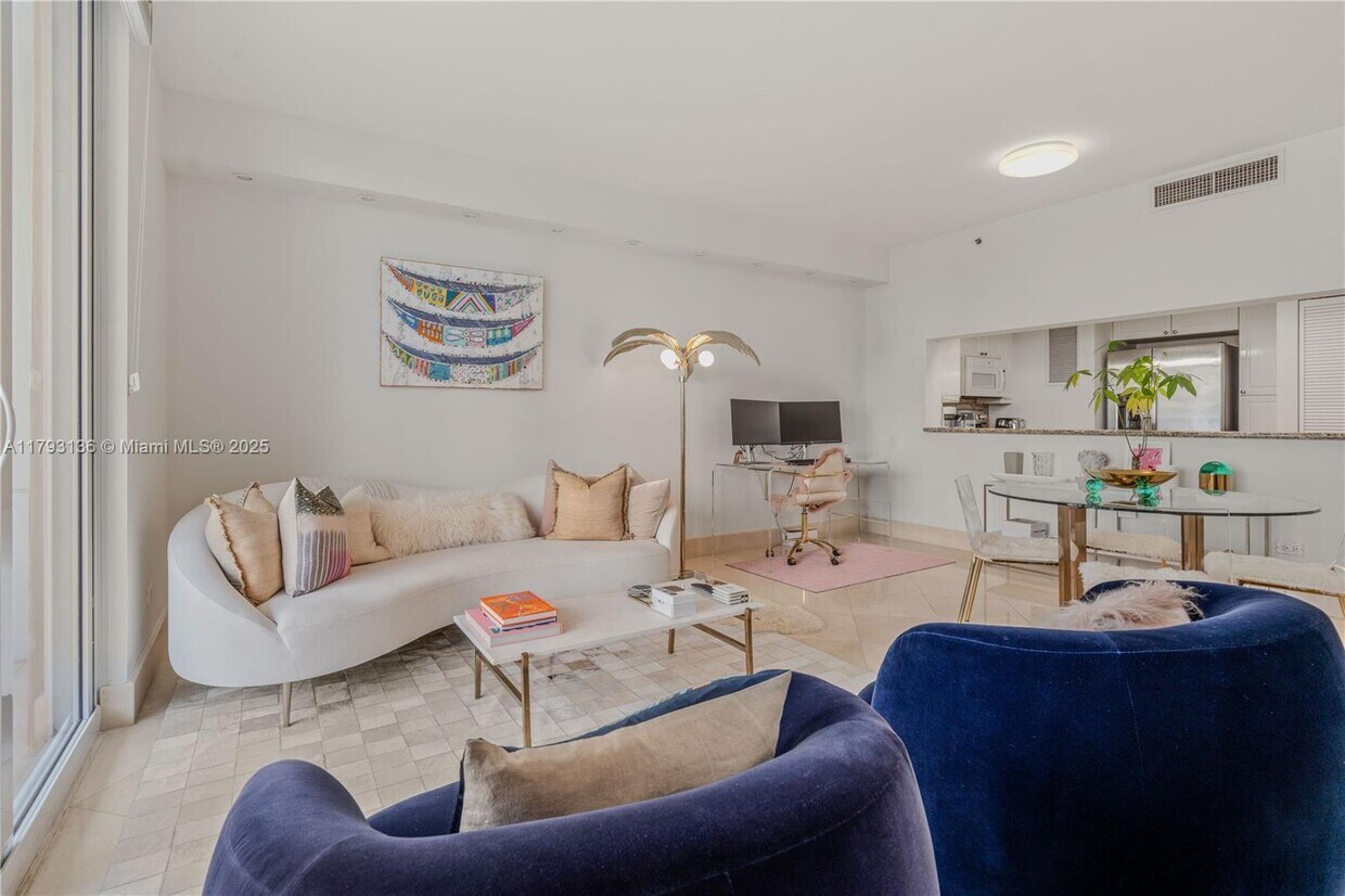 Foto principal - 808 Brickell Key Dr
