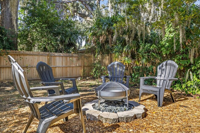 Foto del edificio - 11702 Moffat Ave